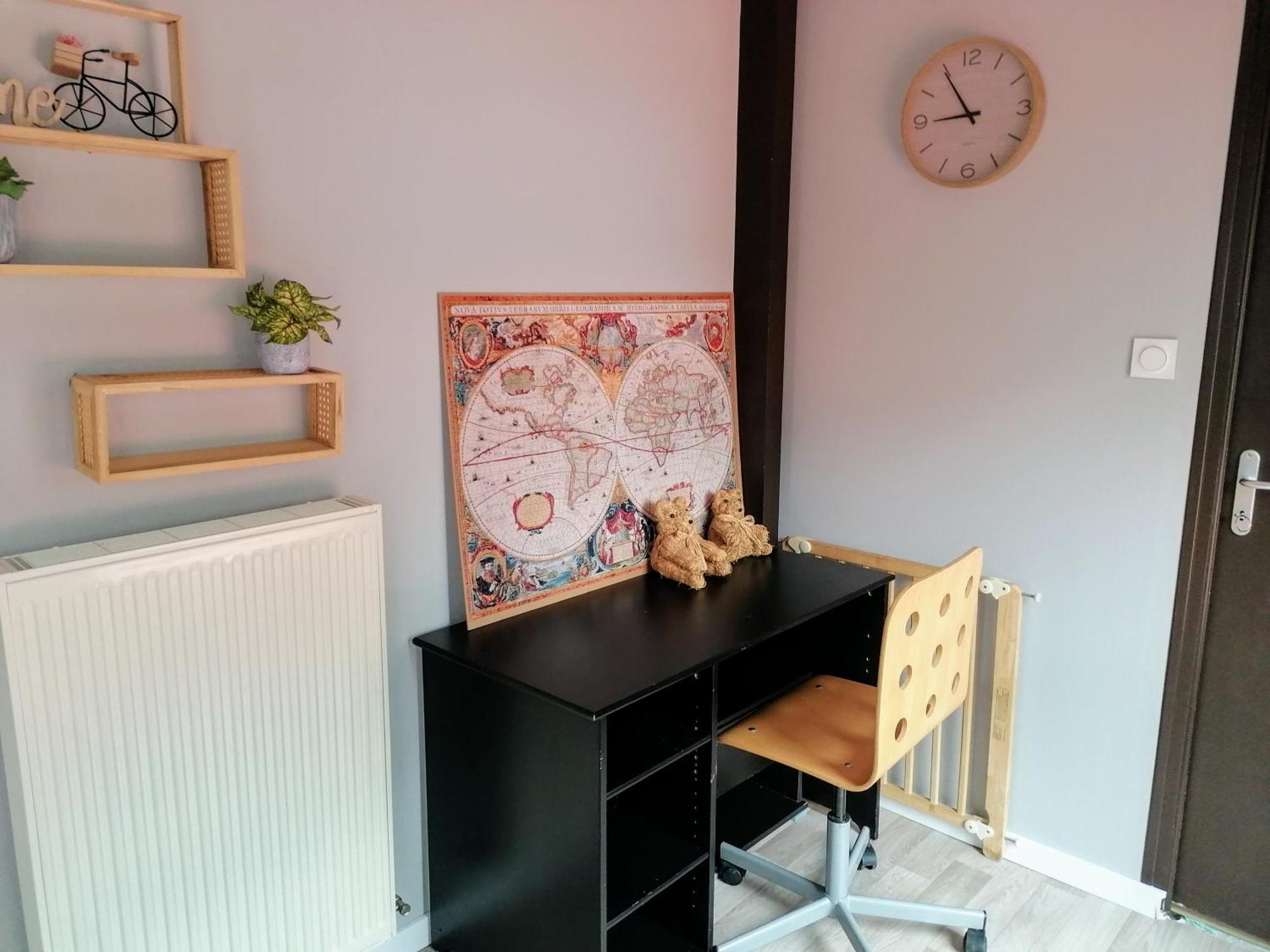 Chez Sylvie, Petit Dejeuner Offert Val-d'Ize 外观 照片